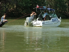 water ski boat